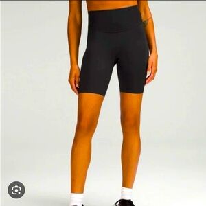 Lululemon Base Pace HR shorts